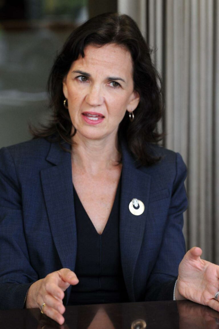 Ex fiscal federal dirigirá revisión de multas reportadas como falsas, por policía estatal