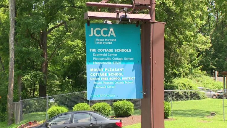 Funcionarios piden cerrar centro de tratamiento infantil debido presuntas condiciones peligrosas