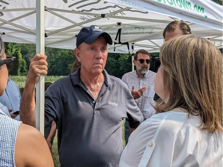 Inundaciones impactan un estimado de 2 mil acres de tierras de cultivo