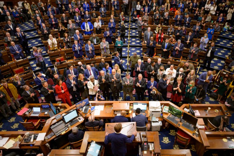 Legisladores realizarán reunión especial por escándalo de boletas de infracción falsas