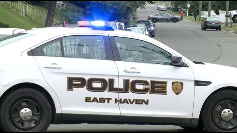 Policía de East Haven aumenta patrullas para combatir aumento del crimen