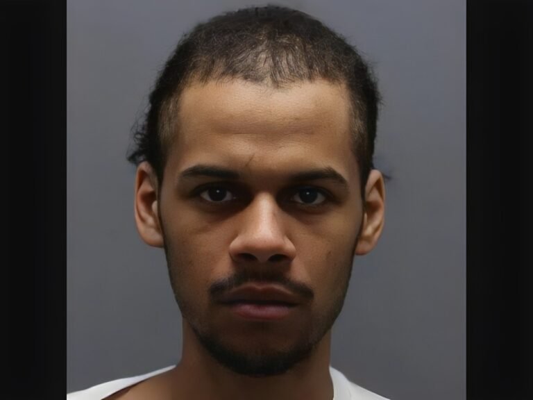 Recluso hispano sigue prófugo después de escapar de hospital