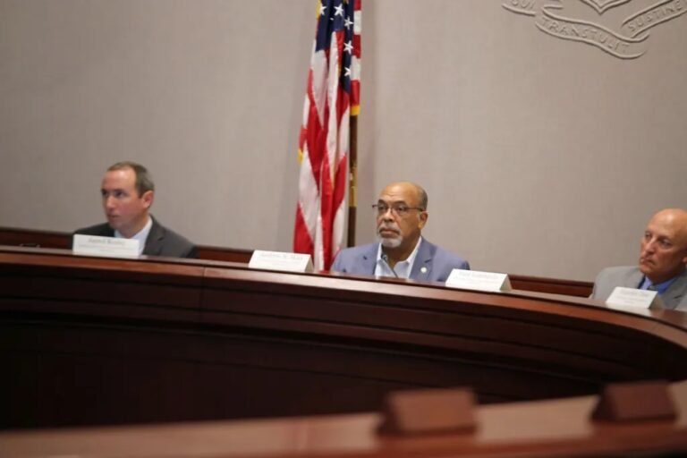 Cuestionan a compañías de seguros por propuesta de aumentos de tarifas