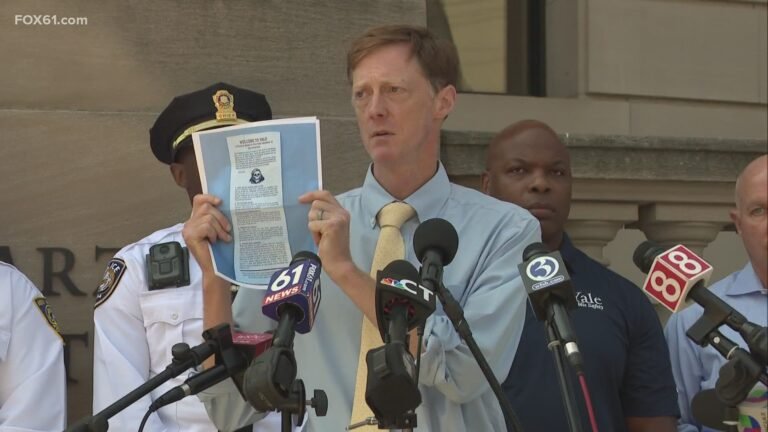 Folletos enviados a estudiantes de Yale por sindicato de policía son “engañosos”, aseguran autoridades