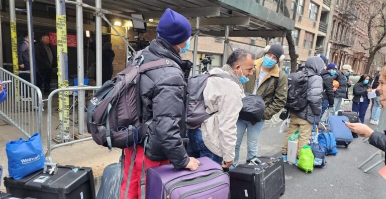 Legislatura rechaza proyecto destinado a rastrear gasto de los inmigrantes