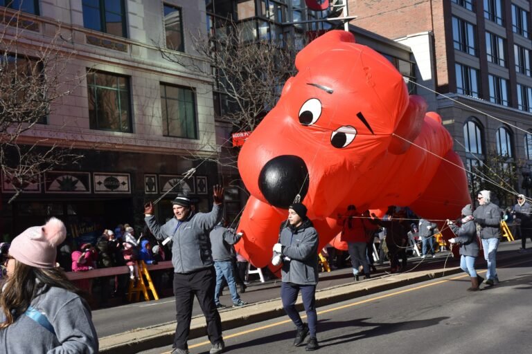 Anuncian fecha de desfile de globos para celebrar Día de Acción de Gracias