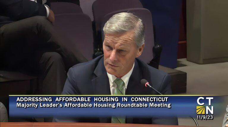 Destacan desafíos de zonificación local en proyectos de vivienda asequible