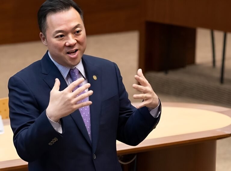 Evitan que inmigrante de CT sea deportado gracias a indulto estatal