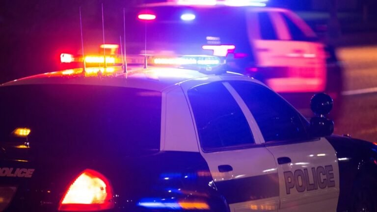 Sospechoso bajo custodia por presuntamente dispararle a oficial