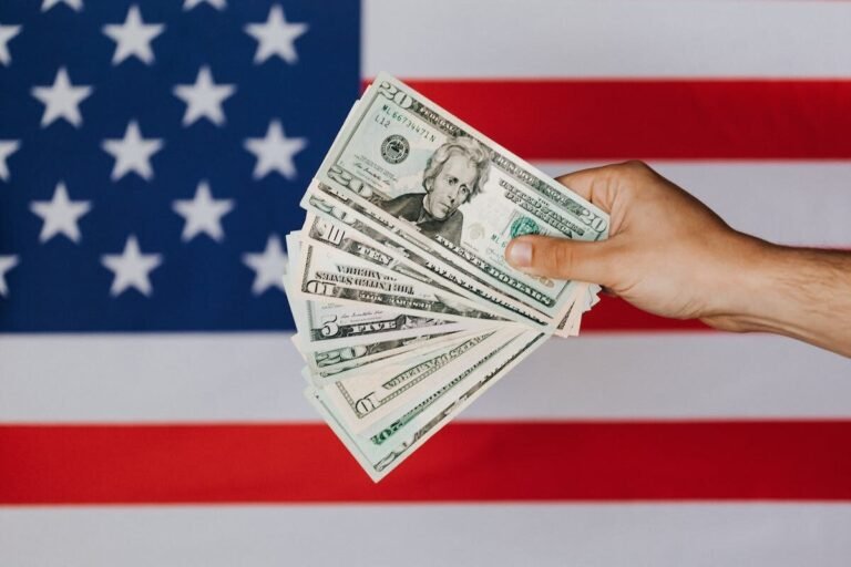 Aumento en pagos de Seguro Social y programa de Seguridad de Ingreso Suplementario a partir de enero