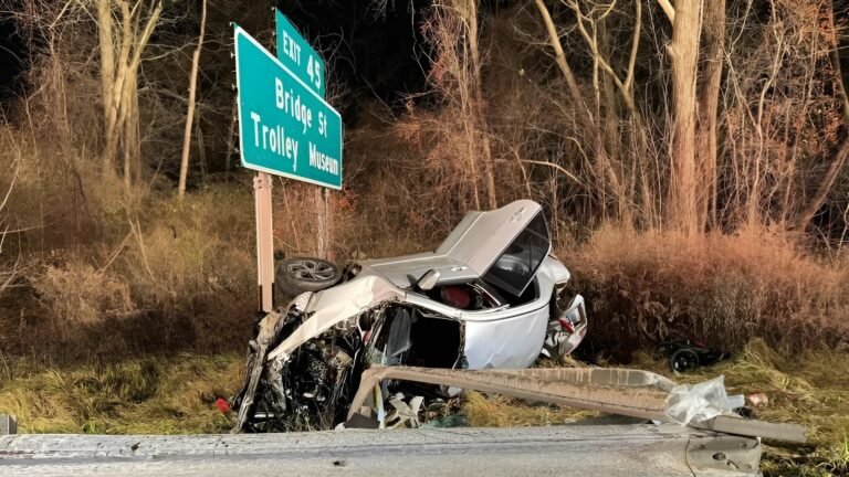 Niño de 11 meses muere y mujer resulta herida en accidente en la I-91