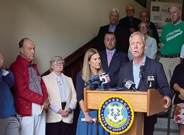 CT se adelanta a Massachusetts al aumentar su salario mínimo