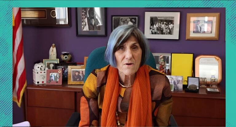 Congresista federal impulsa expansión total de crédito tributario por hijos