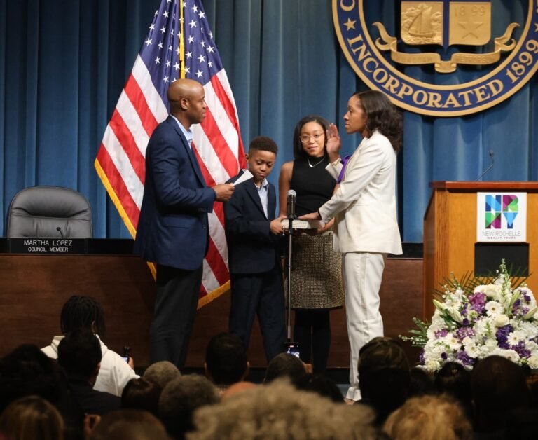 Juramentan a primera alcaldesa hispana de New Rochelle