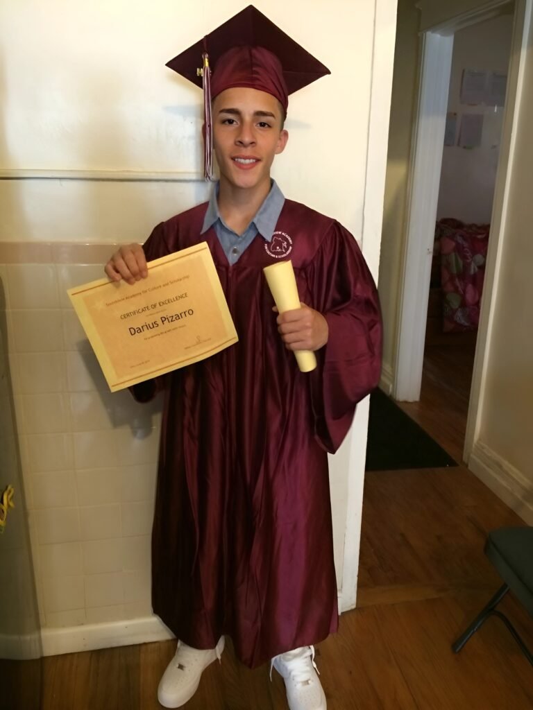 Mujer del Bronx demanda a Westchester por suicidio de su hijo