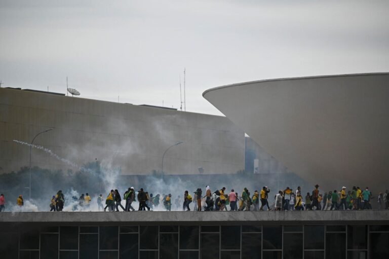 Human Rights Watch alerta sobre los retrocesos democráticos en varios países de América Latina