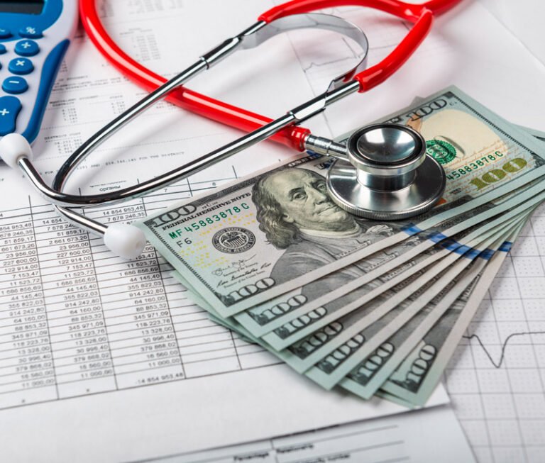 CT cancelará la deuda médica de miles de personas en todo el Estado