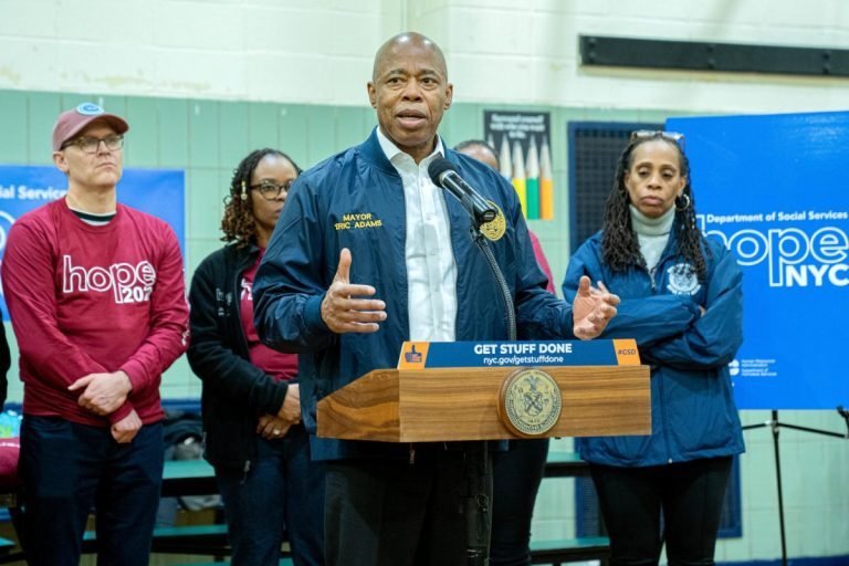 Alcalde ya no quiere que NY sea ciudad santuario