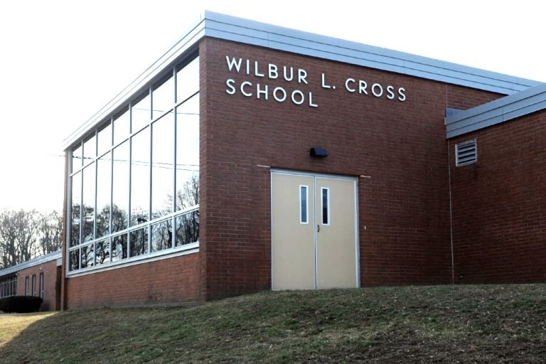 Podrían cerrar seis escuelas por deterioro