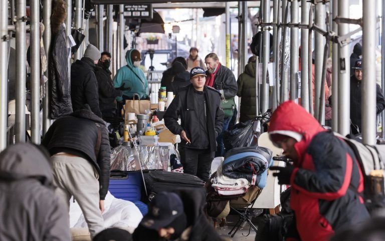 Sistema de migración legal debería priorizar la economía