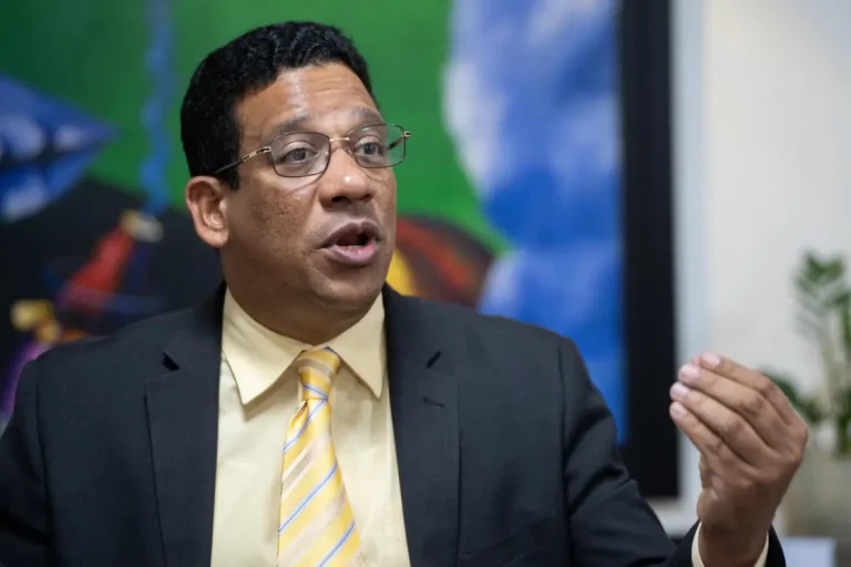 Latinoamérica debe repensar el actual modelo de compras de medicamentos, dice red regional