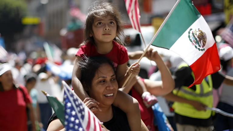 Población latina continúa creciendo y enfrentando disparidades