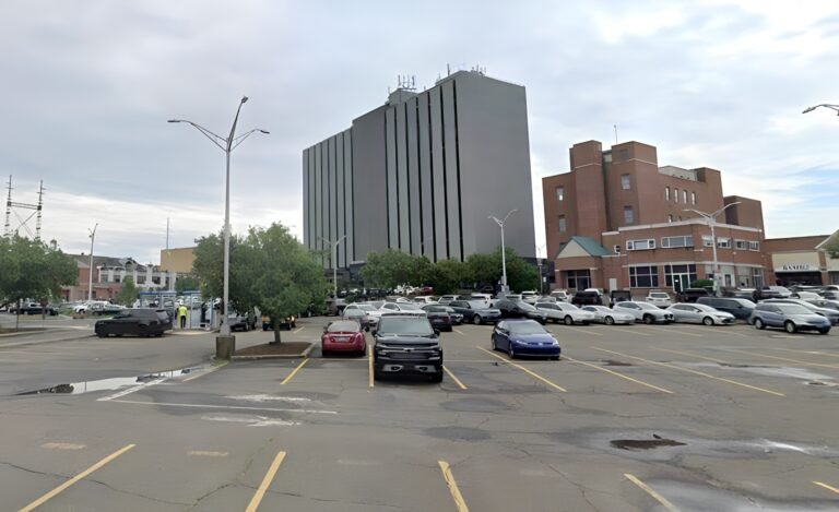 Fondos para limpiar lote para construir viviendas asequibles