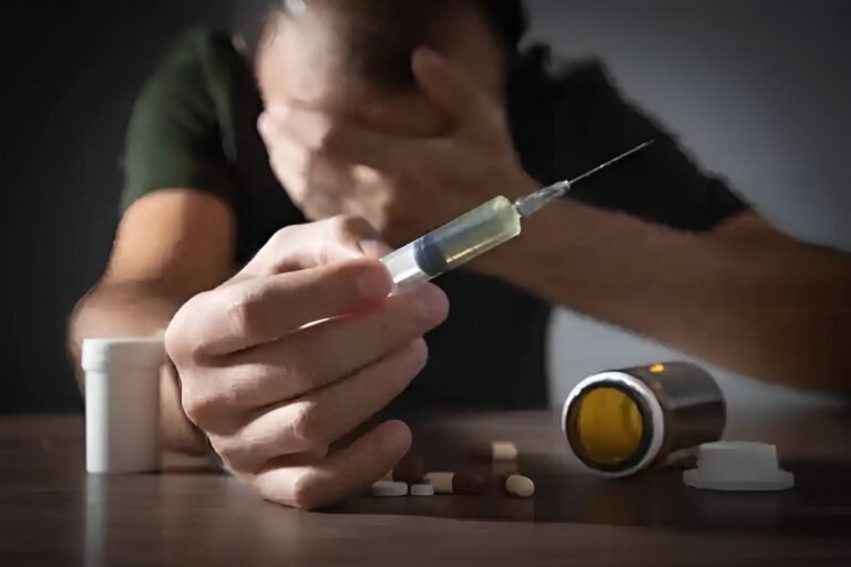 Disminuyen muertes por sobredosis