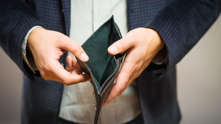 ¿Cómo eliminar grandes deudas médicas, arrendamiento o crediticias?