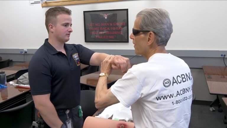 Programa busca salvar vidas de personas con discapacidad visual