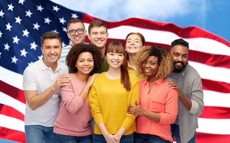 USCIS dará beneficio especial para solicitantes de ciudadanía estadounidense en el Día de la Constitución