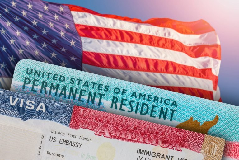 USCIS extiende validez de la green card por 36 meses
