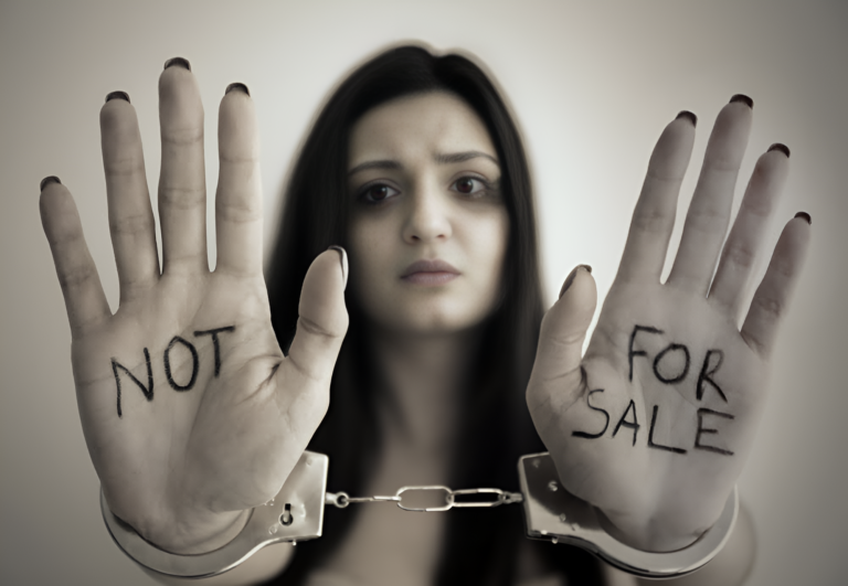 Tráfico sexual está aumentando, pero médicos tienen dificultades para identificar a víctimas en riesgo, según informe