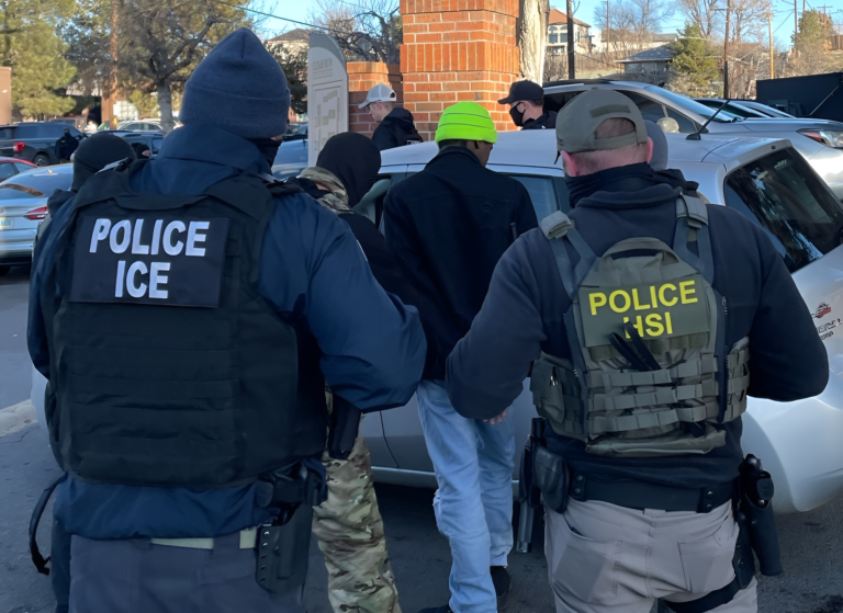 Pese a que Trump no ha cumplido con meta de deportaciones masivas, CT no baja la guardia