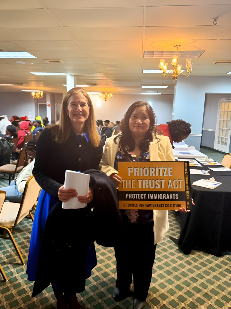 Lo que debe saber sobre la Trust Act, la ley que regula las interacciones con el ICE