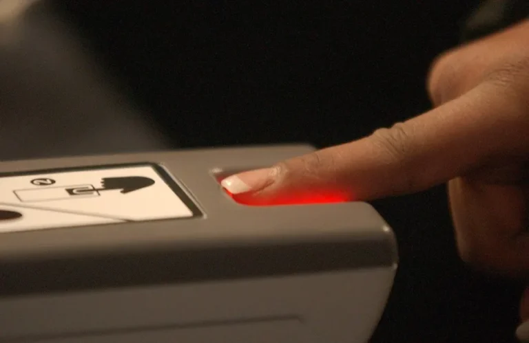 Entra en vigor el registro obligatorio para extranjeros en Estados Unidos