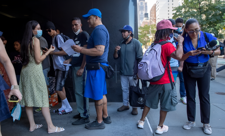 Programa de vivienda para migrantes de NY se cancela definitivamente a partir del 15 de junio