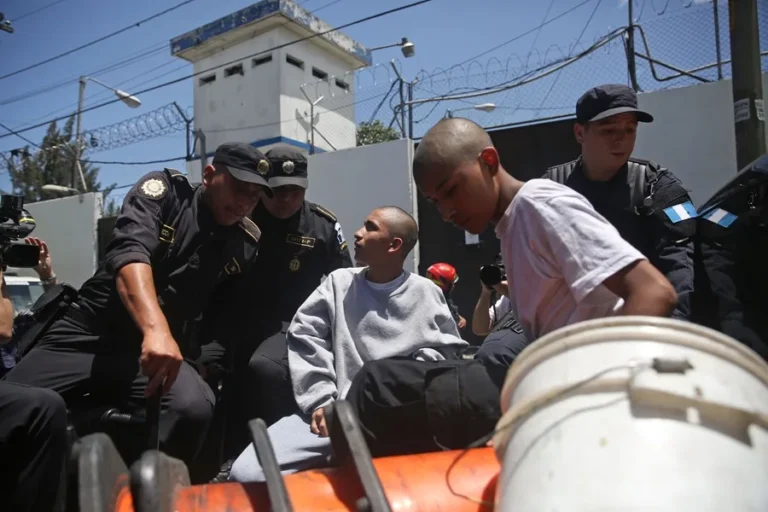 Unos 34 mil menores de edad fueron detenidos en Latinoamérica en 2024, según UNICEF