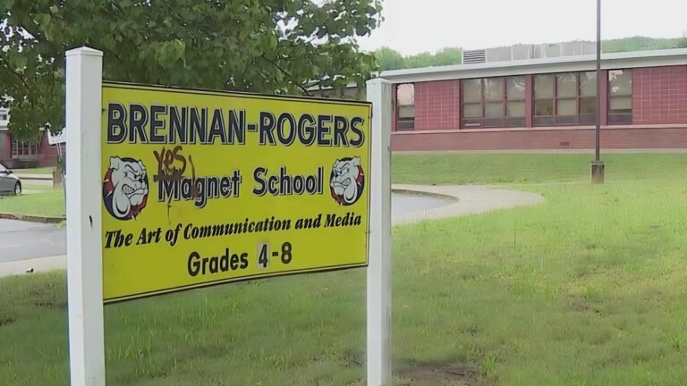 Superintendente considera cerrar escuela por déficit presupuestario