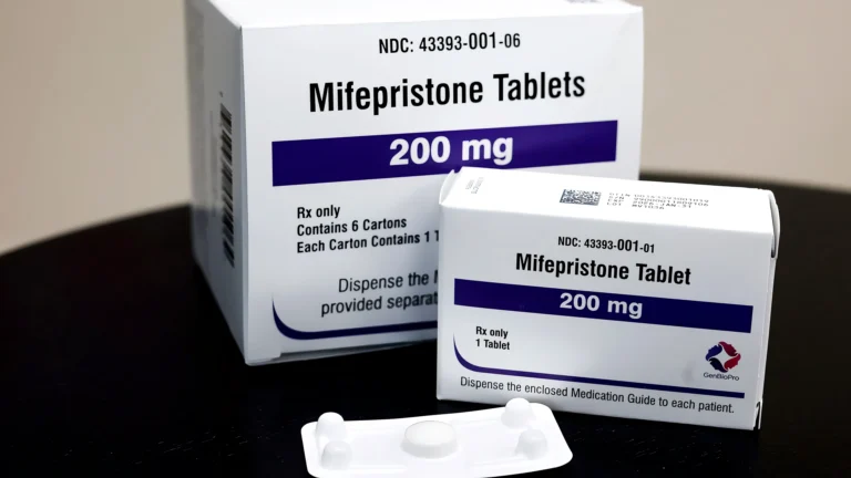 CT se une a estados que buscan flexibilizar restricciones federales sobre la píldora abortiva
