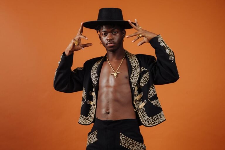 Lil Nas X fue arrestado por presunta agresión a un oficial de policía