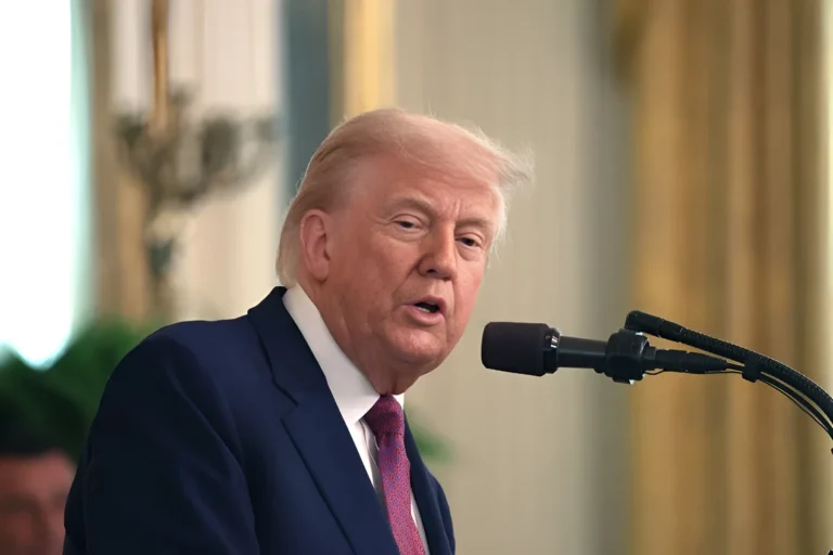 Trump bloquea fondos para víctimas de delitos por leyes de inmigración y CT contraataca