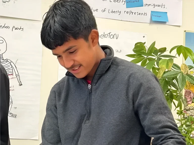 Esperanza para joven hispano de CT cuya deportación fue puesta en pausa