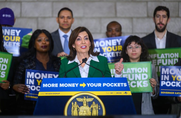 Familias elegibles se preparan para recibir cheques de Reembolso por Inflación de NY