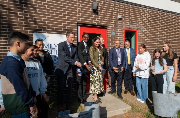 Family Centers abre nuevo centro de salud escolar en Stamford
