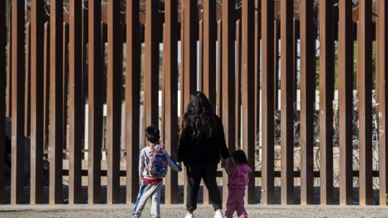 EEUU extiende el proceso para renovar el parole humanitario: quiénes califican y qué cambia desde noviembre de 2025