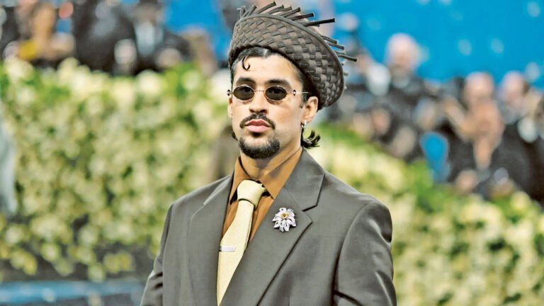 Bad Bunny reclama miles de dólares tras ganar  disputa por  “Enséñame a bailar”