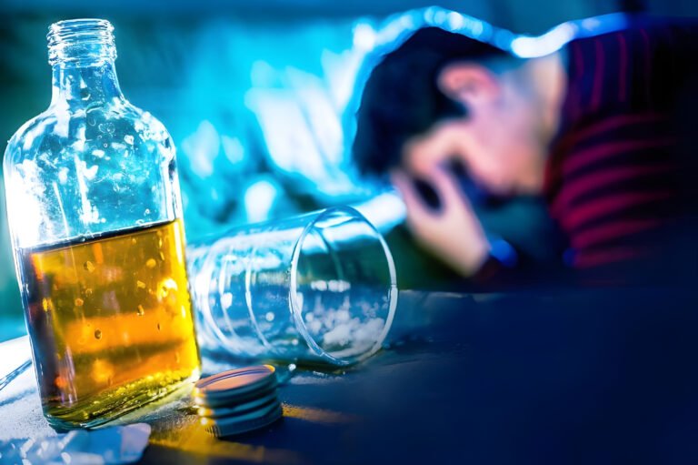 Jóvenes de CT se encuentran entre los más seguros de EEUU frente a muertes relacionadas con el alcohol