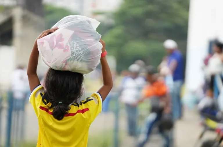 El desplazamiento interno afecta a 10 millones en Latinoamérica, principalmente en Colombia