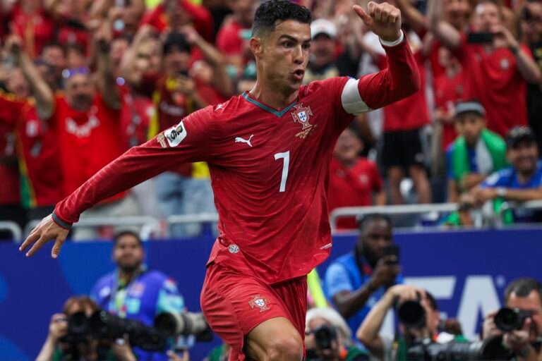Cristiano Ronaldo brilla en el Mundial 2026 con doblete y evita hablar de Messi tras el partido